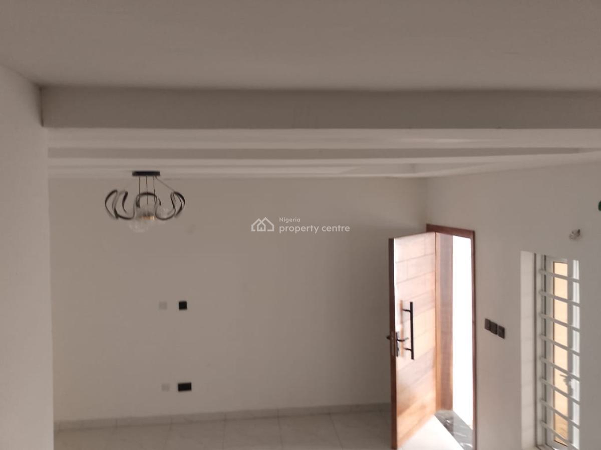 Luxury 3 Bedroom Duplex Brand New, Back of Blanco Supermarket Sangotedo, Ajah, Lagos, Flat / Apartment for Rent