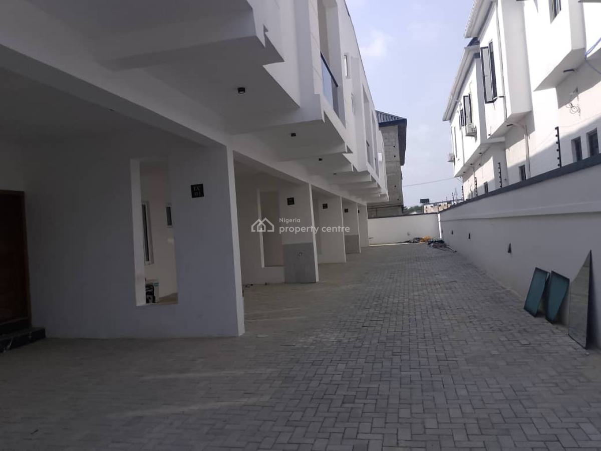 Luxury 3 Bedroom Duplex Brand New, Back of Blanco Supermarket Sangotedo, Ajah, Lagos, Flat / Apartment for Rent