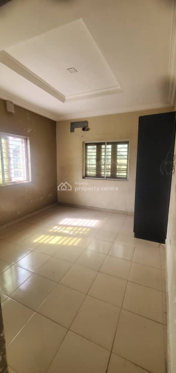 Well Maintained 3 Bedrooms Flat, Gra, Opic, Isheri North, Lagos, Flat / Apartment for Rent