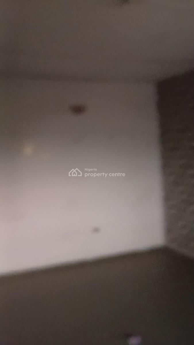 a Spacious and Clean 2 Bedroom Flat, Agodongbon Housing Estate, Ikorodu, Lagos, Flat / Apartment for Rent