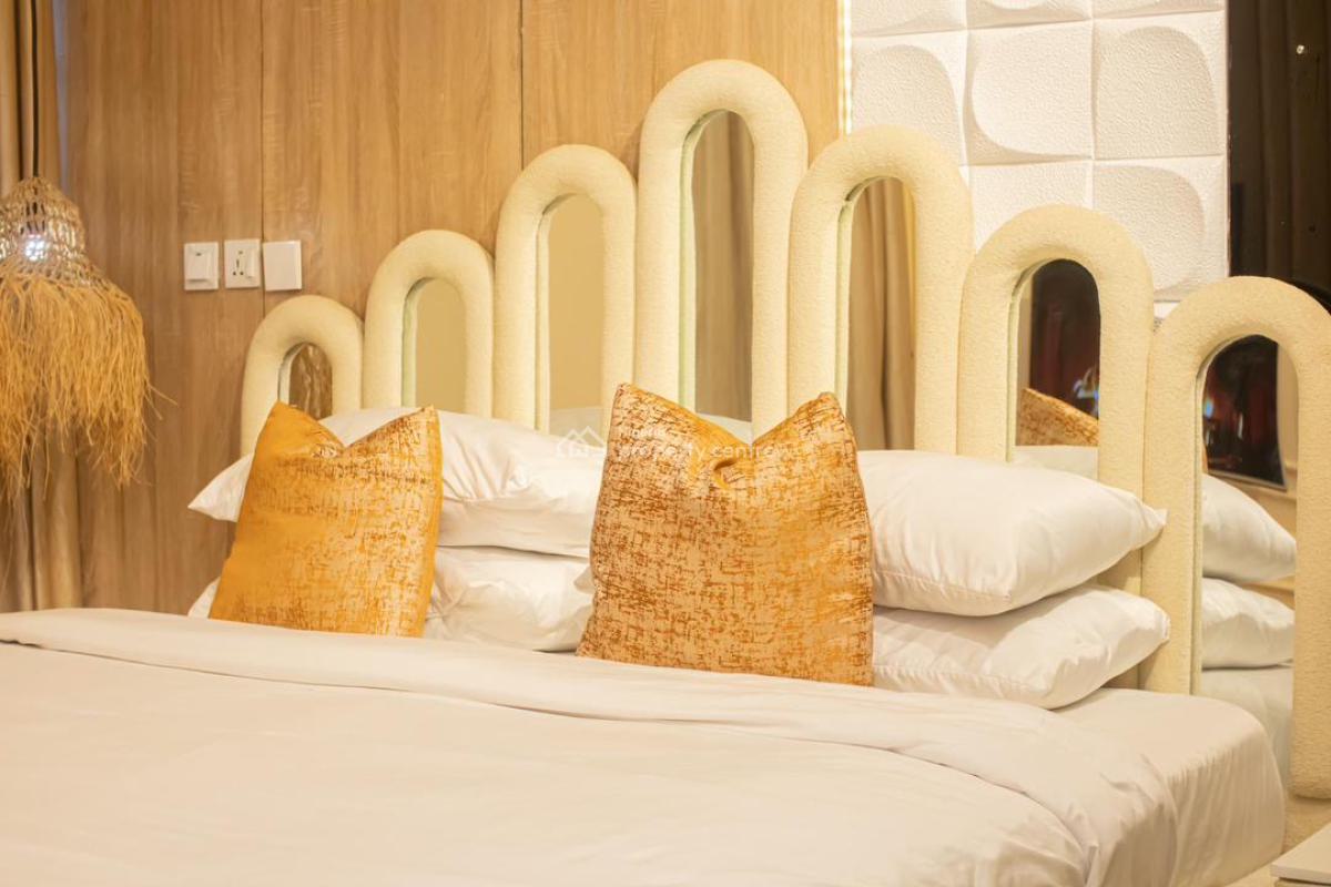 Luxury 3 Bedrooms Apartment, Ikoyi, Lagos, Flat / Apartment Short Let