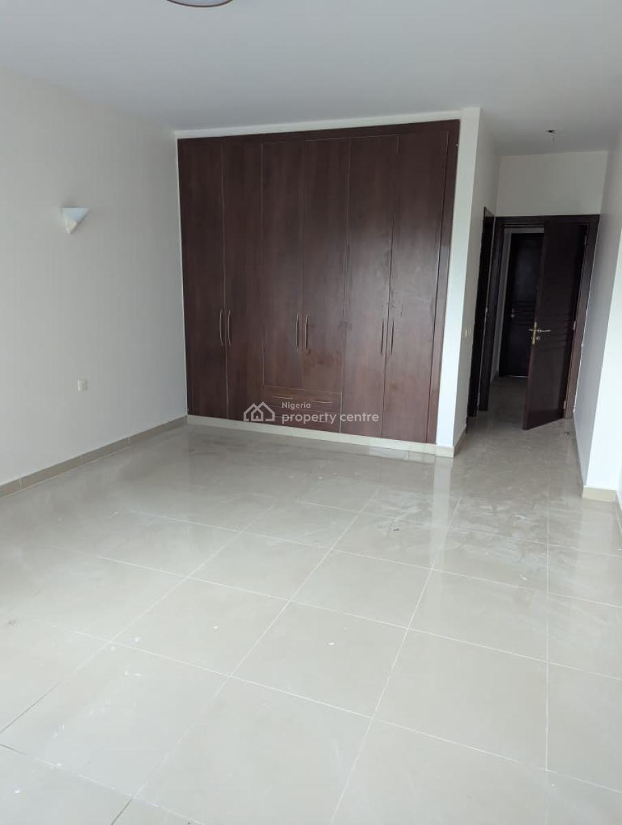 3 Bedroom Serviced Apartment on D 18th Floor, Gerrald, Old Ikoyi, Ikoyi, Lagos, Flat / Apartment for Rent
