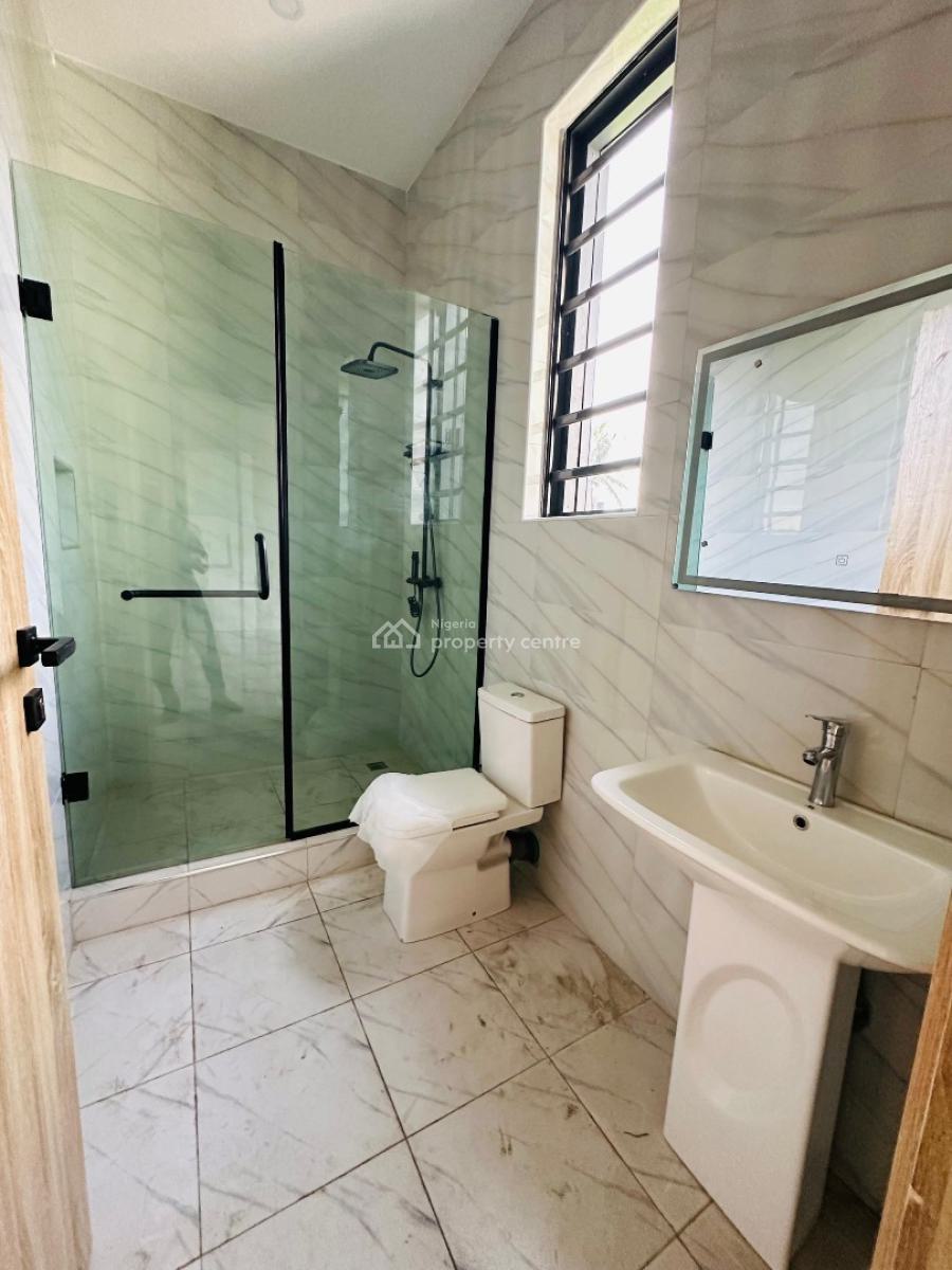 Spacious 5 Bedroom Fully Detached Duplex & 3 Bedroom  ( Basement), Omole Phase 1, Ikeja, Lagos, Detached Duplex for Sale