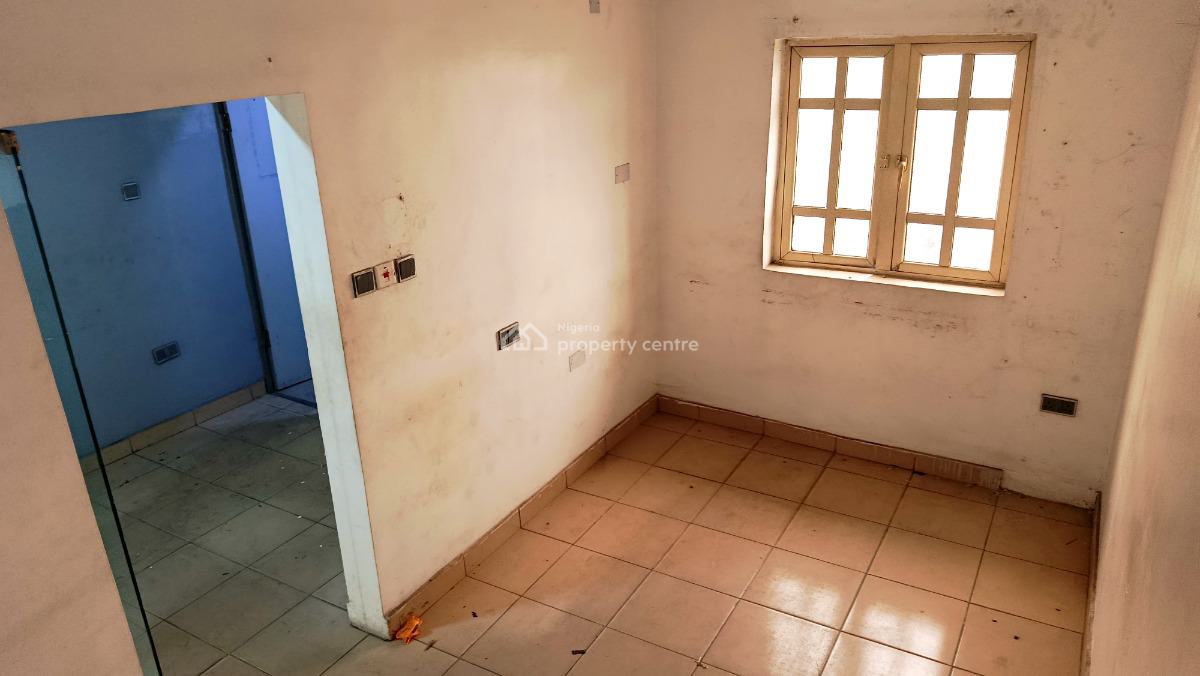 2 Room Office Space, Ikosi Road, Ikosi, Ketu, Lagos, Office Space for Rent