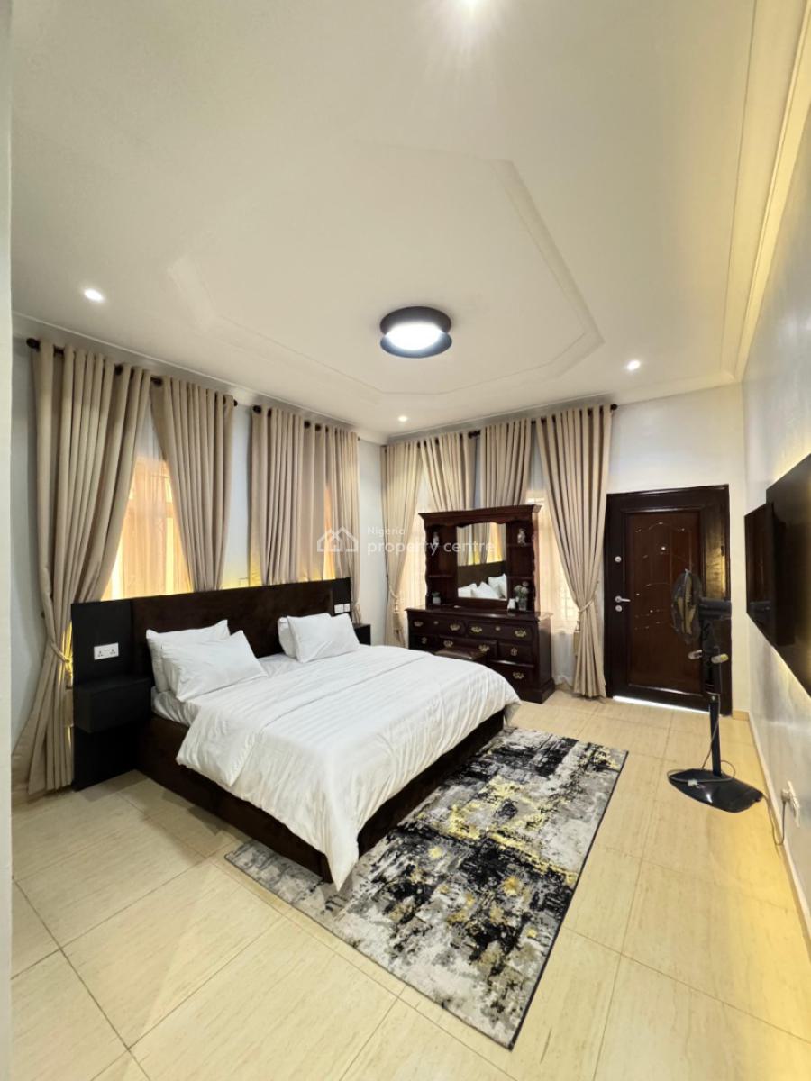 Exquisite 4-bedroom Duplex,self Compound, Bera Estate Chevron, Lekki, Lagos, Detached Duplex Short Let
