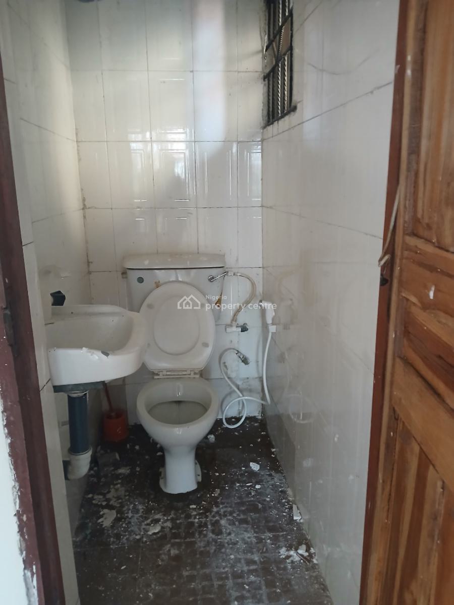 Mini Flat Upstairs with 2 Toilet, Ifako, Gbagada, Lagos, Mini Flat (room and Parlour) for Rent
