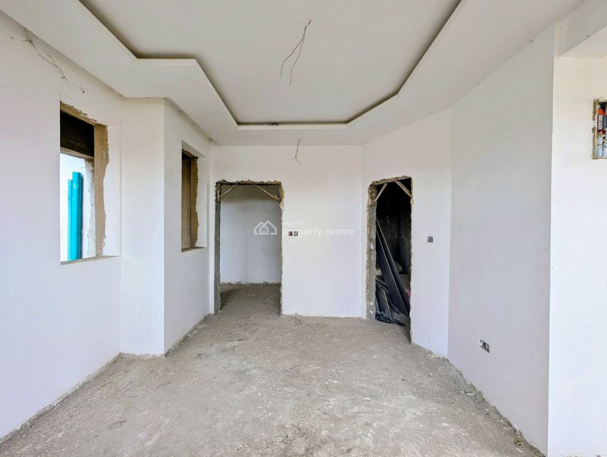 1 Bedroom Apartment in a Great Location, By Hotel Newcastle, Anthony, Maryland, Lagos, Flat / Apartment for Sale