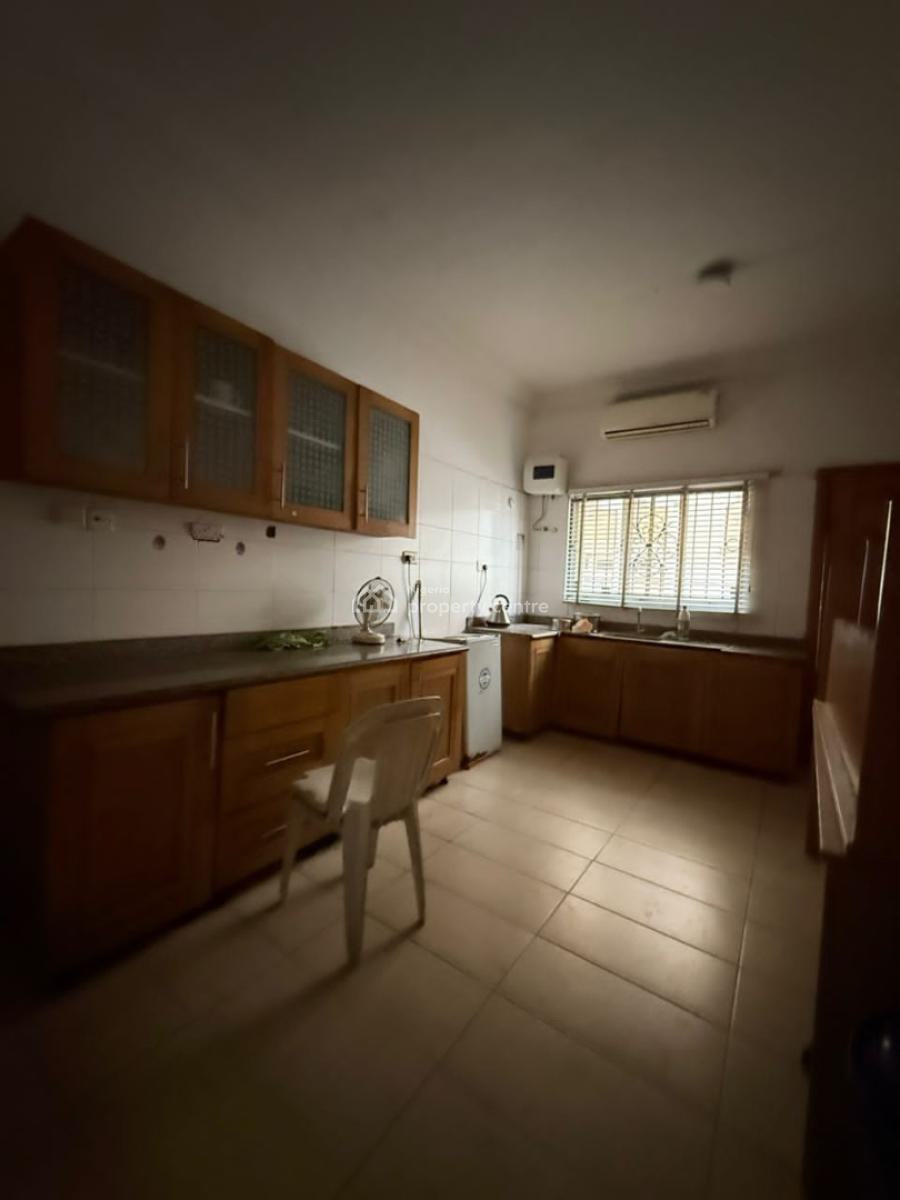 a Well Maintained, Self Serviced 5 Bedroom Semi Detached House with Bq, Lekki Phase 1, Lekki, Lagos, Semi-detached Duplex for Rent