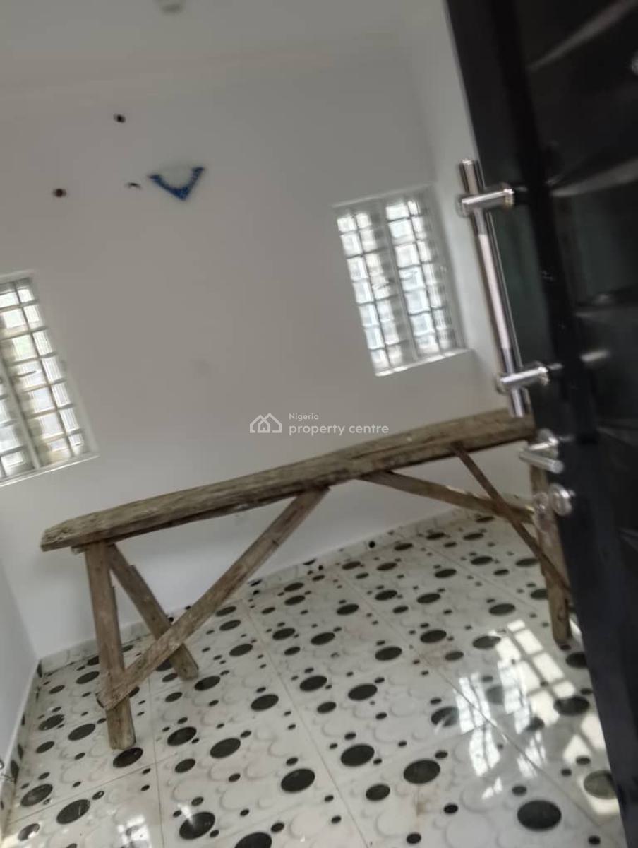 Luxury Room and Parlor Self Contained, Igbogbo Estate, Igbogbo, Ikorodu, Lagos, Mini Flat (room and Parlour) for Rent