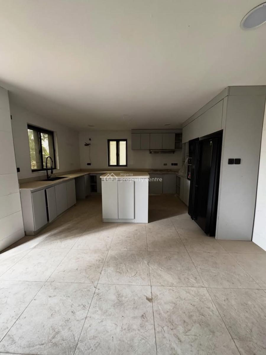 Beautiful 6 Bedroom Fully Detached Duplex,2room Bq,office/ Residential, Maitama District, Abuja, Detached Duplex for Rent