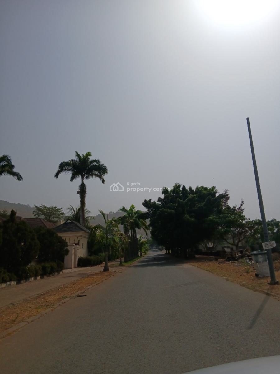 Commercial Property, Attahiru Jega  Crescent, Katampe Extension, Katampe, Abuja, Hotel / Guest House for Sale