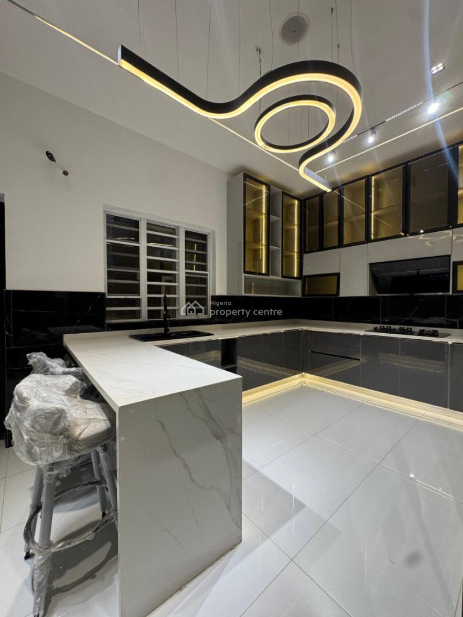 Magnificent 5 Bedrooms with a Private Pool & Gym, Cinema & Elevator, Lekki Phase 1, Lekki, Lagos, House for Sale