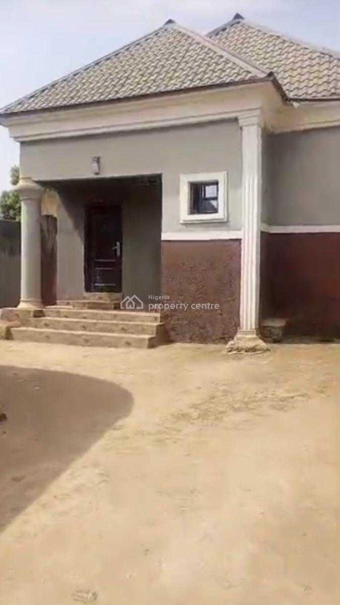 Distress Sell 16 Suits Hotel, Nyanya, Abuja, Hotel / Guest House for Sale