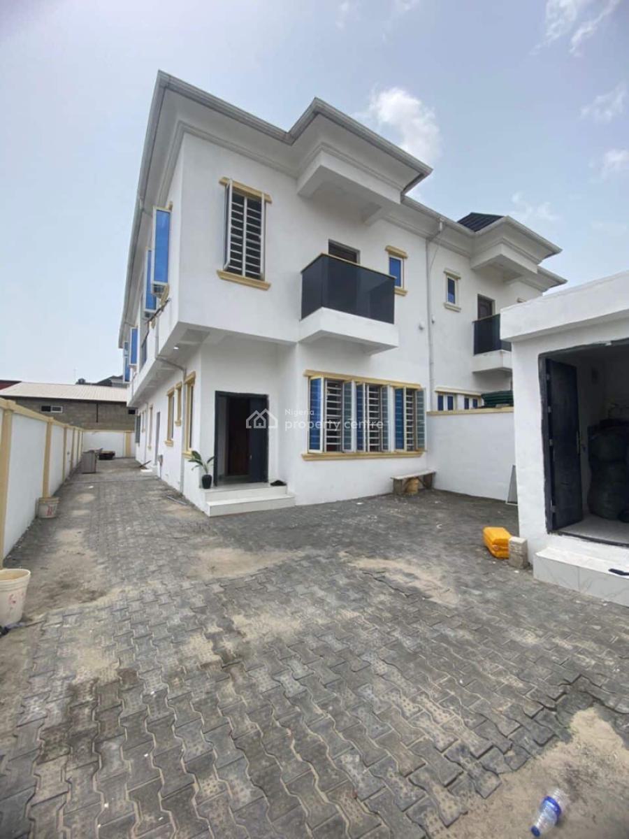 Four Bedroom Apartment, Mobile Road, Lekki, Lagos, Semi-detached Duplex for Rent