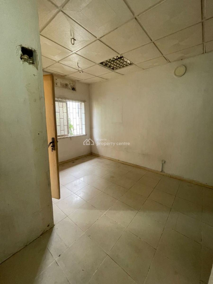 Luxury Self Contain in a Well Structured Estate with Good Facilities, Off Admiralty Way, Lekki Phase 1, Lekki, Lagos, Self Contain (single Rooms) for Rent