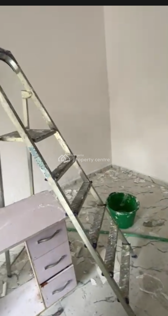 Spacious 1 Bedroom Bq in a Secured Estate, Chevron Alternative, Lekki Phase 2, Lekki, Lagos, Flat / Apartment for Rent