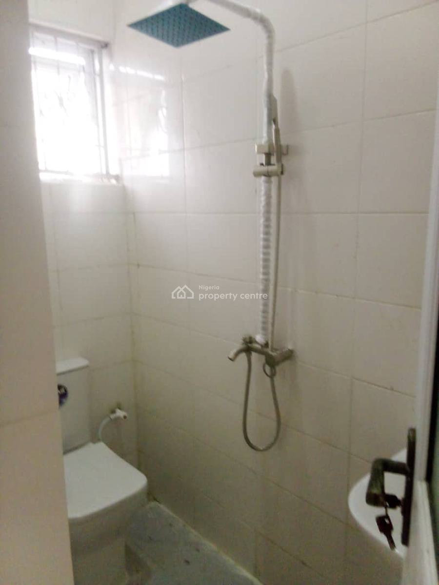 Standard 3 Bedrooms Flat, United, Ajah, Lagos, Flat / Apartment for Rent