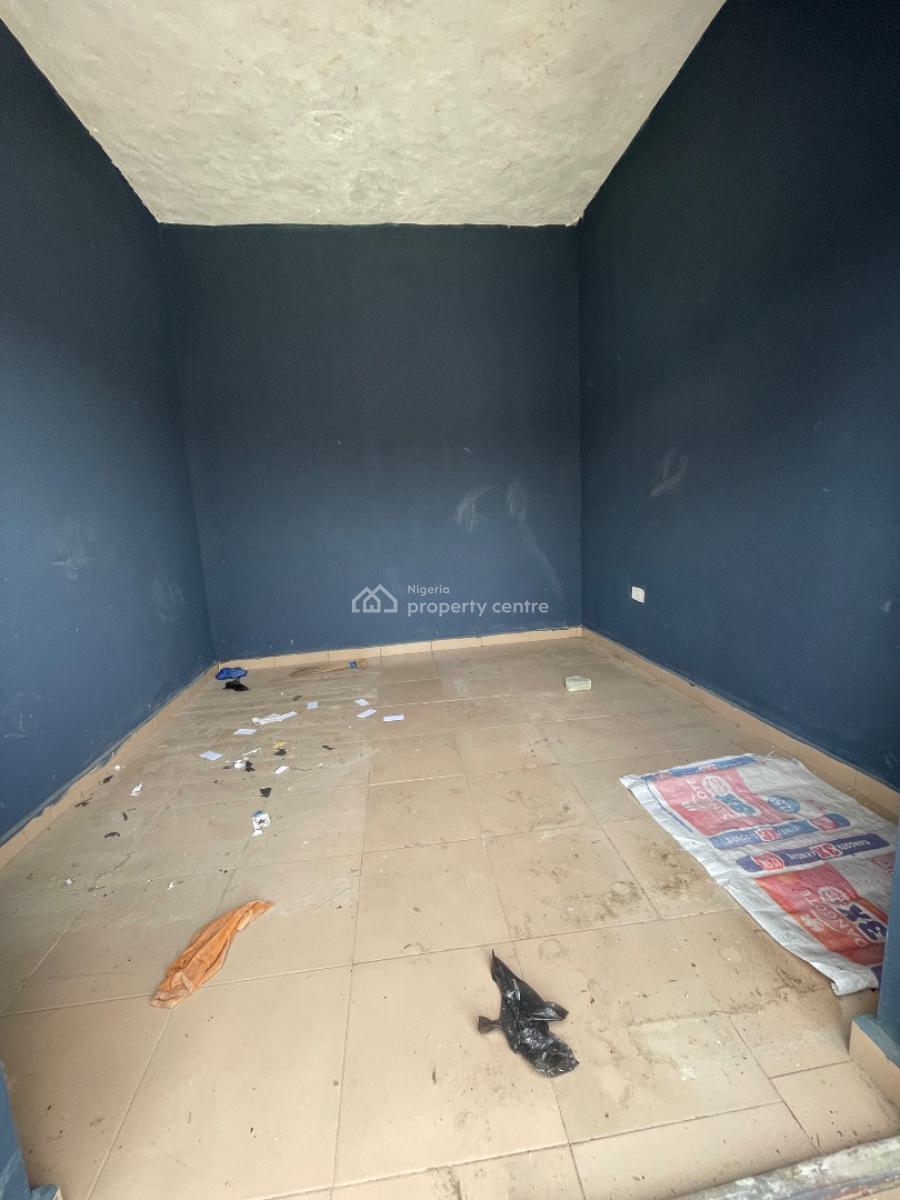 Shop in an Estate Not Far From The Express, Vintage By Mobile Filling Station, Sangotedo, Ajah, Lagos, Shop for Rent