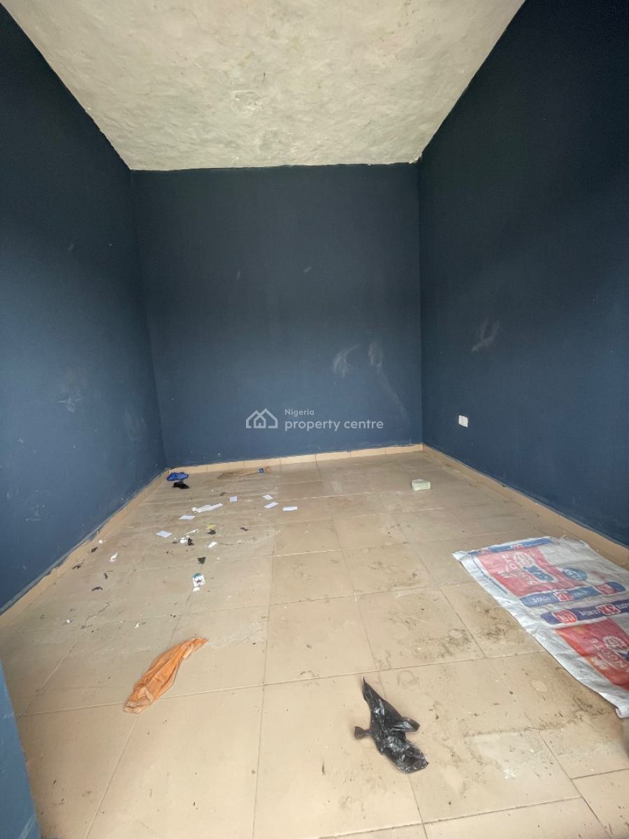 Shop in an Estate Not Far From The Express, Vintage By Mobile Filling Station, Sangotedo, Ajah, Lagos, Shop for Rent