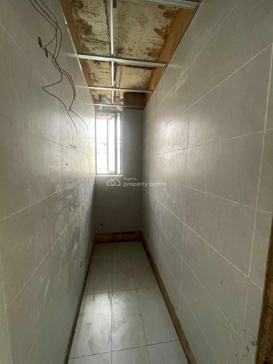 Luxury 1 Bedroom Apartment in a Serene Neighborhood, Vi, Victoria Island (vi), Lagos, Mini Flat (room and Parlour) for Sale