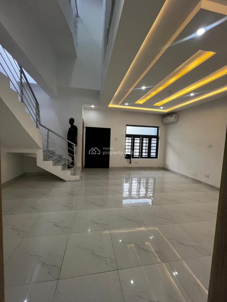 4 Bedroom with Bq, Alpha Beach Road, Lekki, Lagos, Terraced Duplex for Rent