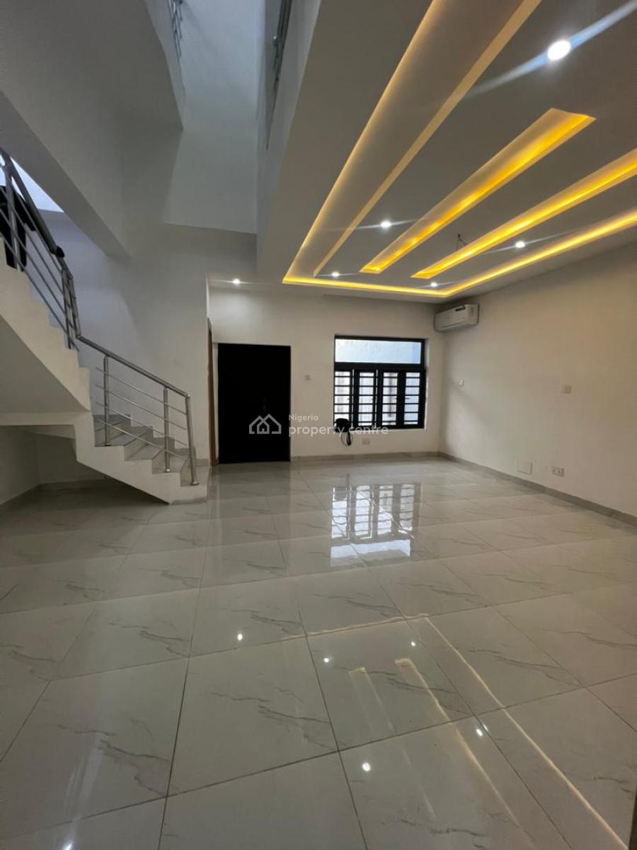 4 Bedroom with Bq, Alpha Beach Road, Lekki, Lagos, Terraced Duplex for Rent