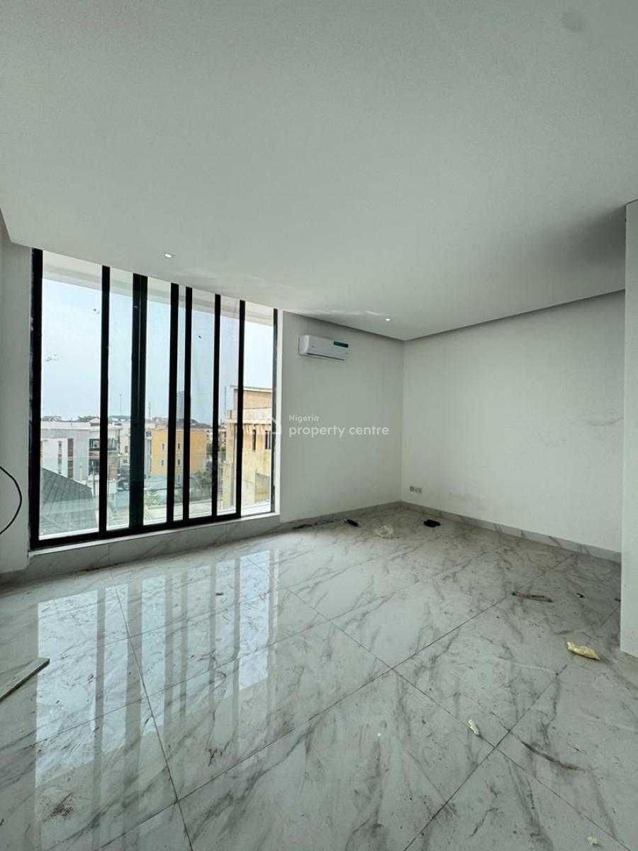 Exotic Units of 2 Bedroom Apartments with Central Swimming Pool, Lekki Phase 1, Lekki, Lagos, Flat / Apartment for Sale