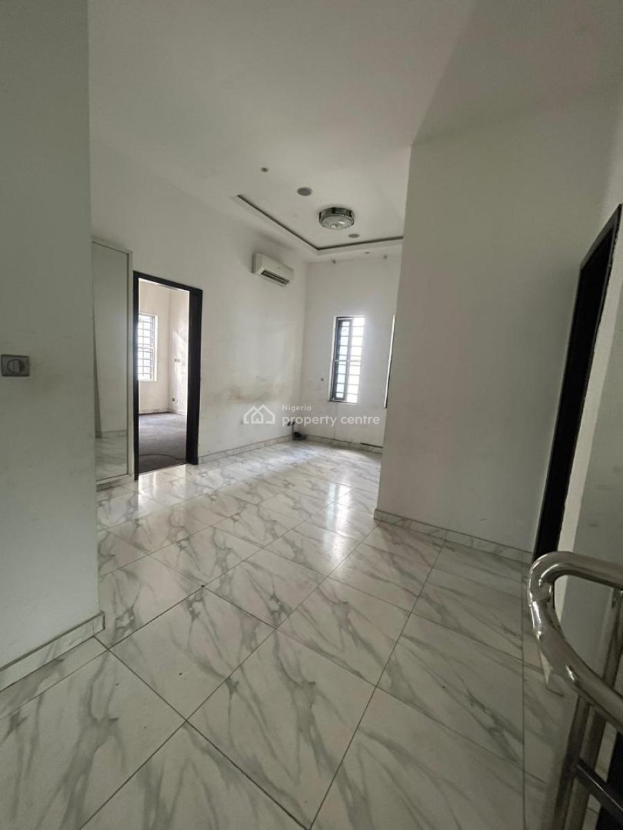 Massive 5 Bedroom Fully Detached Duplex with Bq., Chevron, Lekki, Lagos, Detached Duplex for Rent