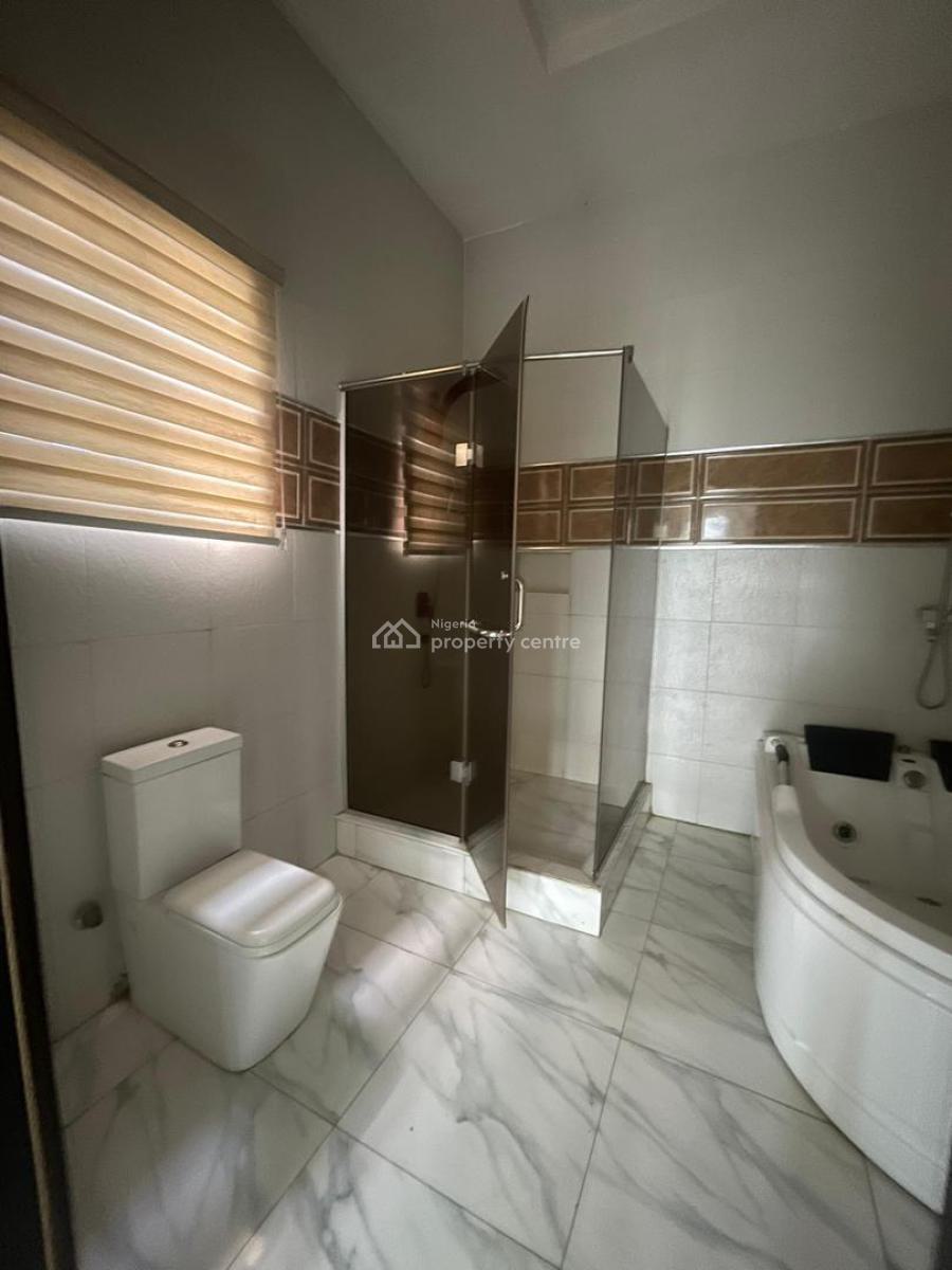 Massive 5 Bedroom Fully Detached Duplex with Bq., Chevron, Lekki, Lagos, Detached Duplex for Rent