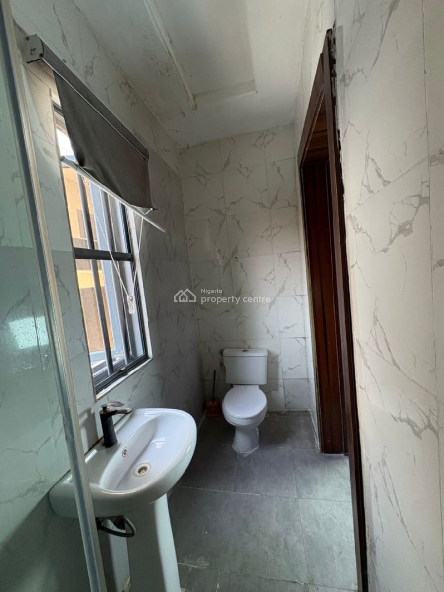 Luxury 3 Bedroom Maissionannate with Bq, Oladimeji Alo, Lekki Phase 1, Lekki, Lagos, Flat / Apartment for Sale