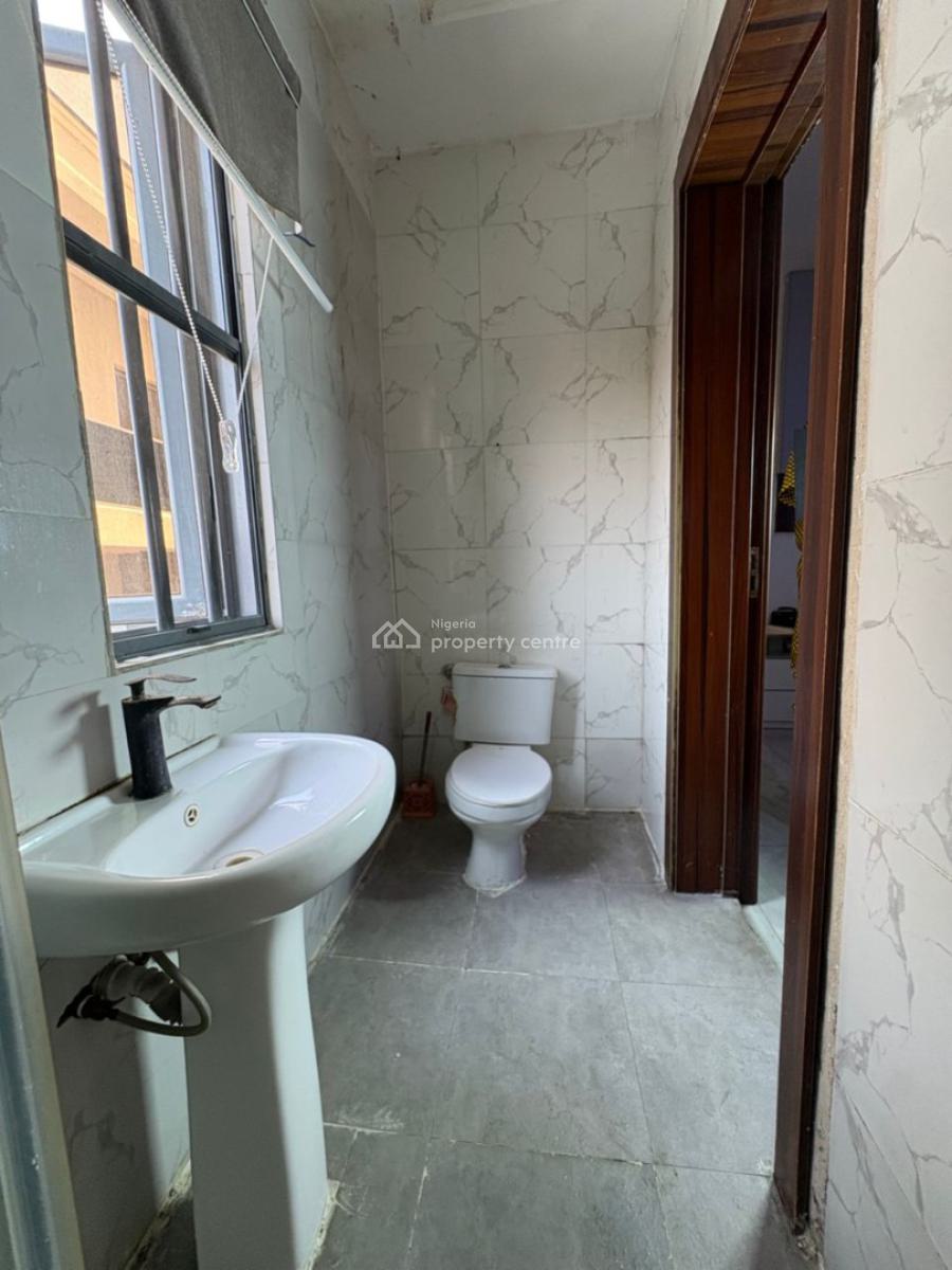 Luxury 3 Bedroom Maissionannate with Bq, Oladimeji Alo, Lekki Phase 1, Lekki, Lagos, Flat / Apartment for Sale