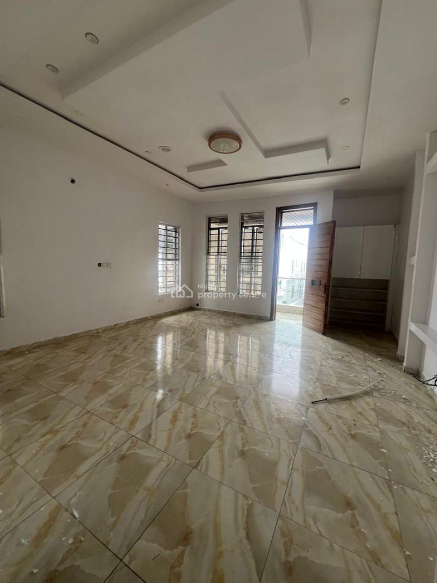 Spacious Luxurious Master Bedroom, Oral Estate, Ikota, Lekki, Lagos, Self Contain (single Rooms) for Rent