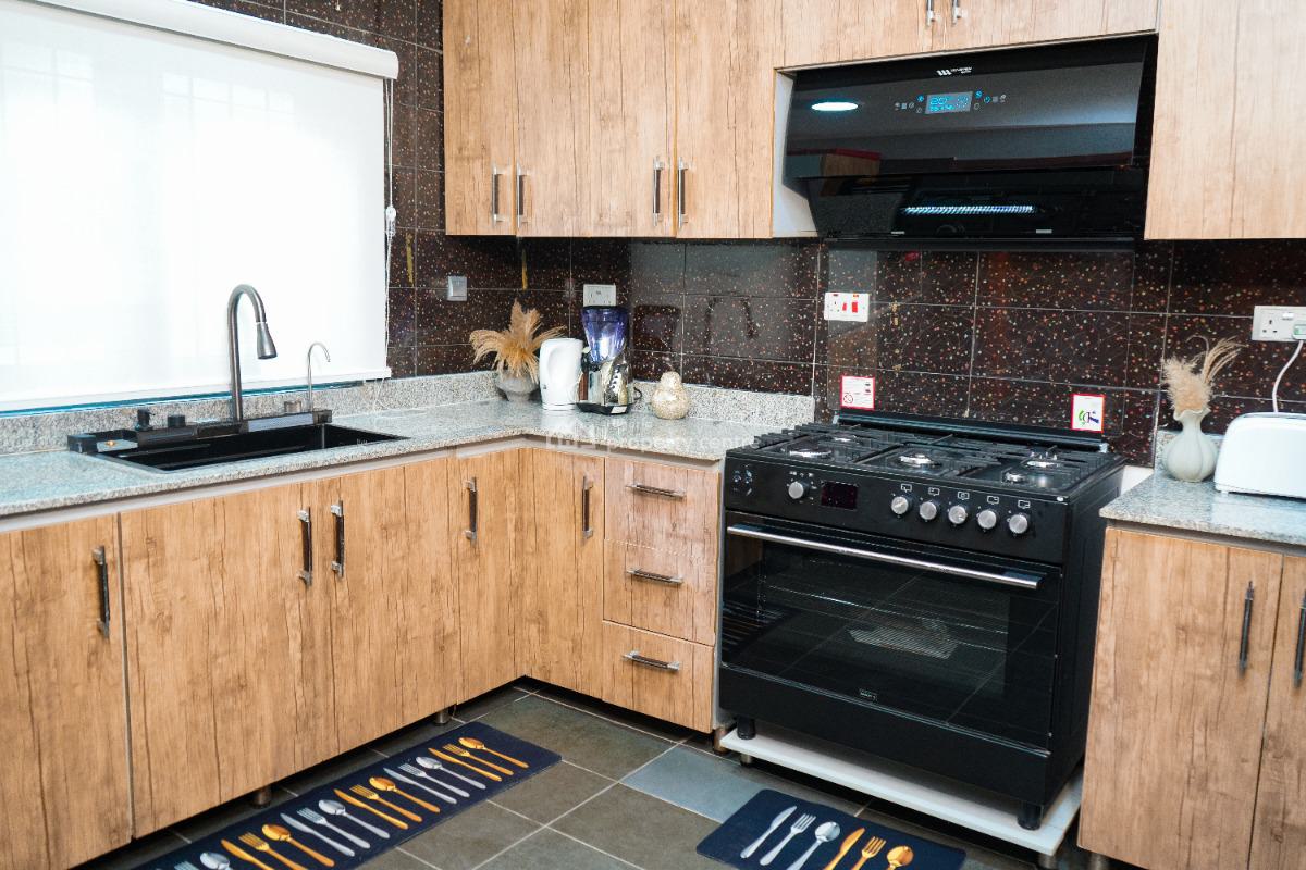 Executive 4 Bedroom Detached Duplex, Off Awolowo Way, Adeniyi Jones, Ikeja, Lagos, Detached Duplex Short Let