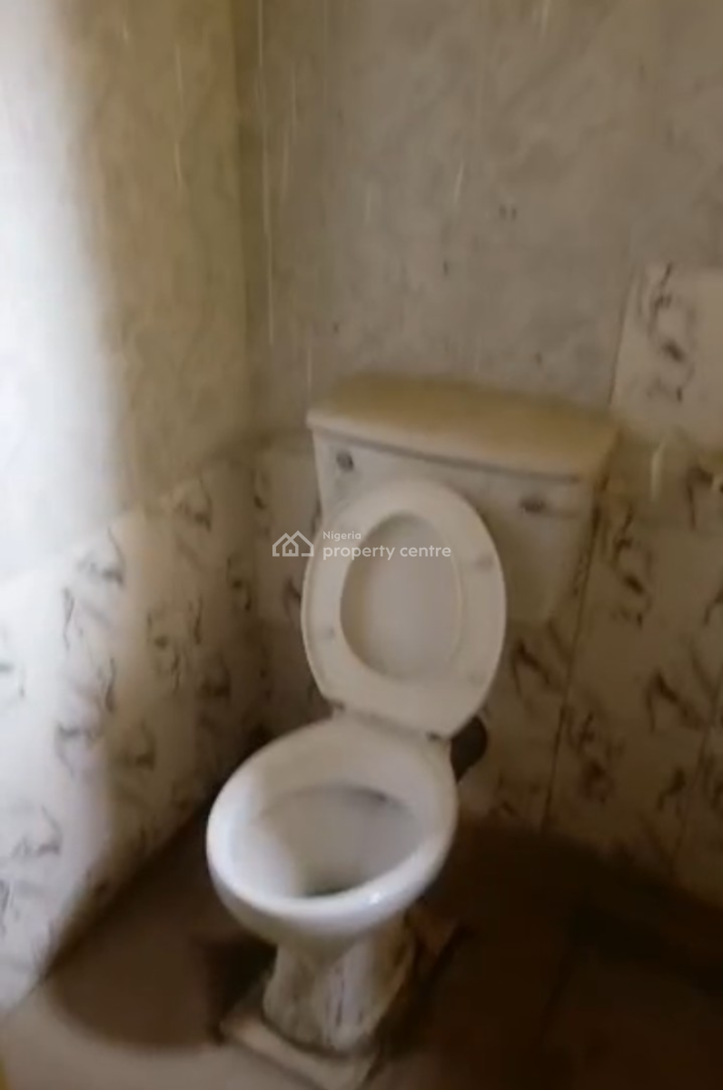 a Very Decent 3 Bedroom Apartment, Shasha, Alimosho, Lagos, Flat / Apartment for Rent