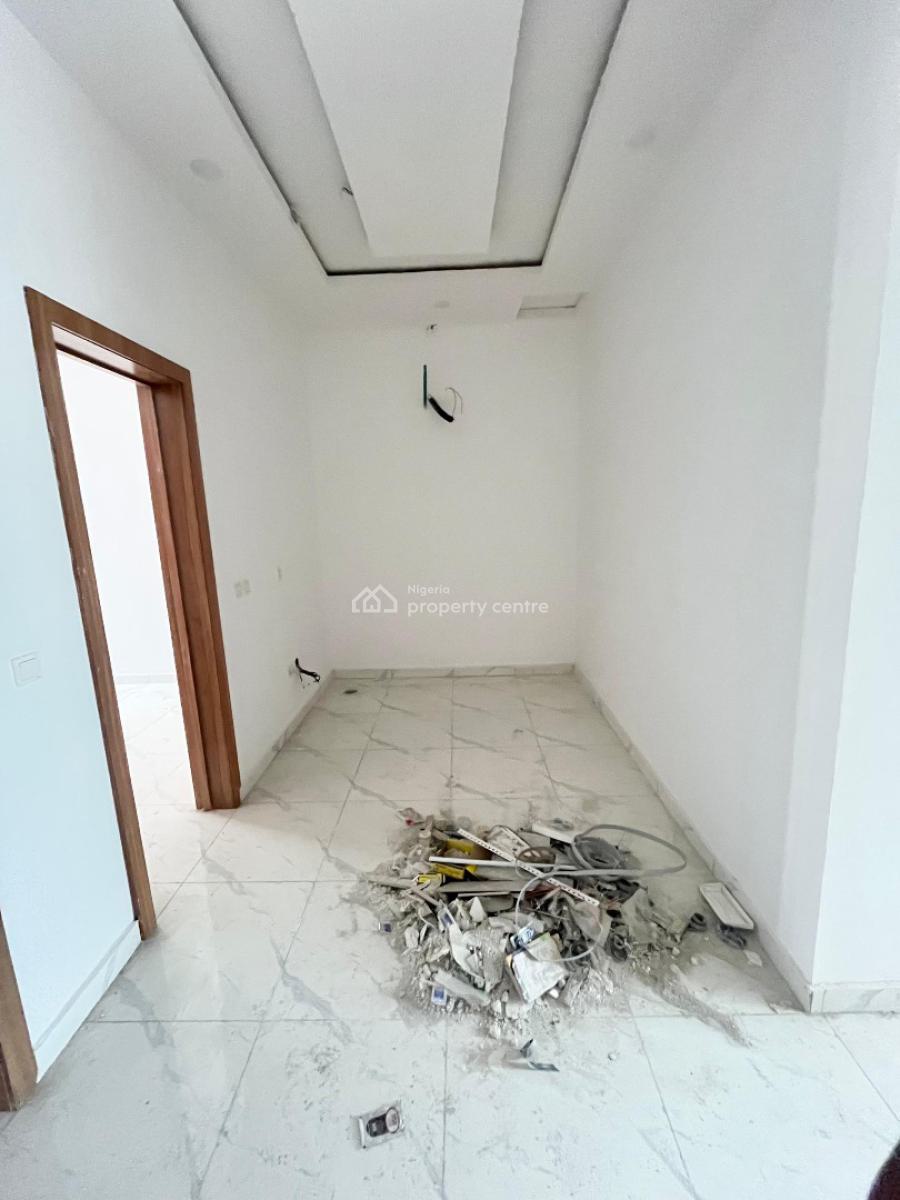 Spacious 4 Bedroom Terrace Duplex with Bq, Ologolo, Lekki, Lagos, Terraced Duplex for Sale