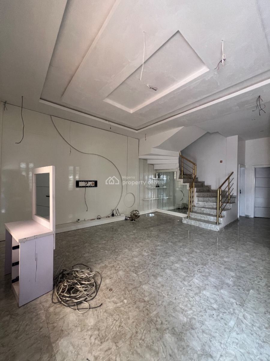 4 Bedroom, Ikota, Lekki, Lagos, Semi-detached Duplex for Rent