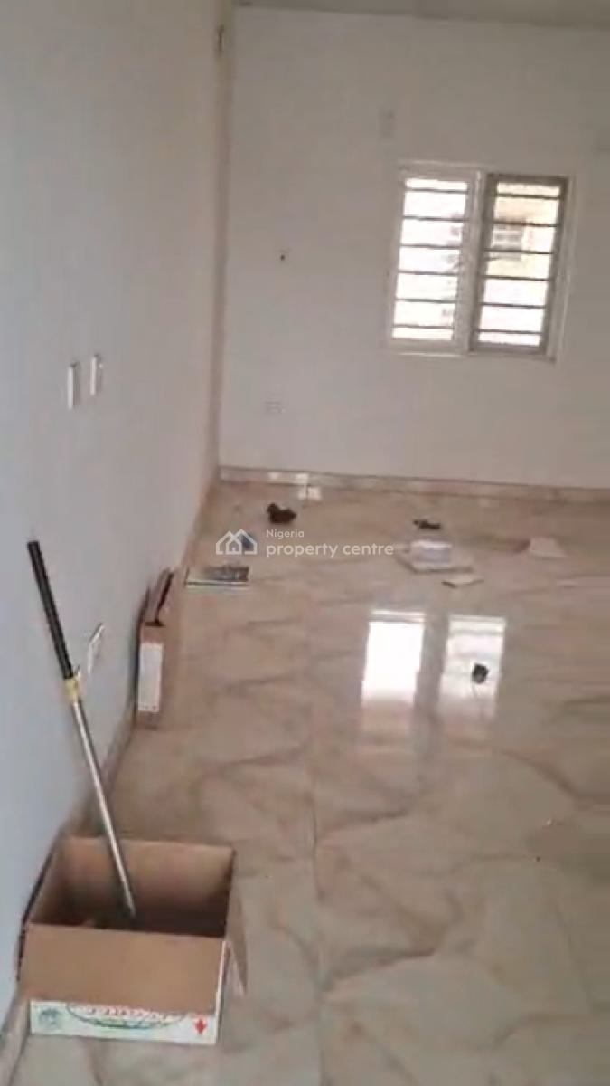 Well Maintained 3bedroom Flat, Ologunfe, Awoyaya, Ibeju Lekki, Lagos, Flat / Apartment for Rent