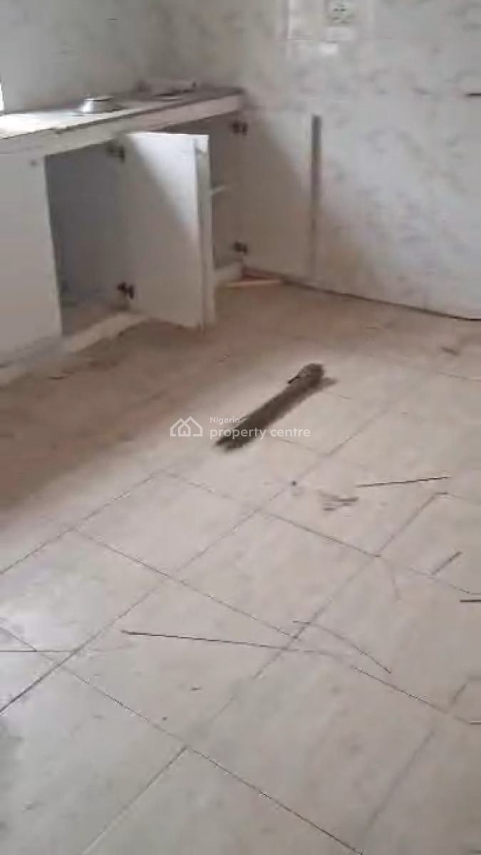 Well Maintained 3bedroom Flat, Ologunfe, Awoyaya, Ibeju Lekki, Lagos, Flat / Apartment for Rent