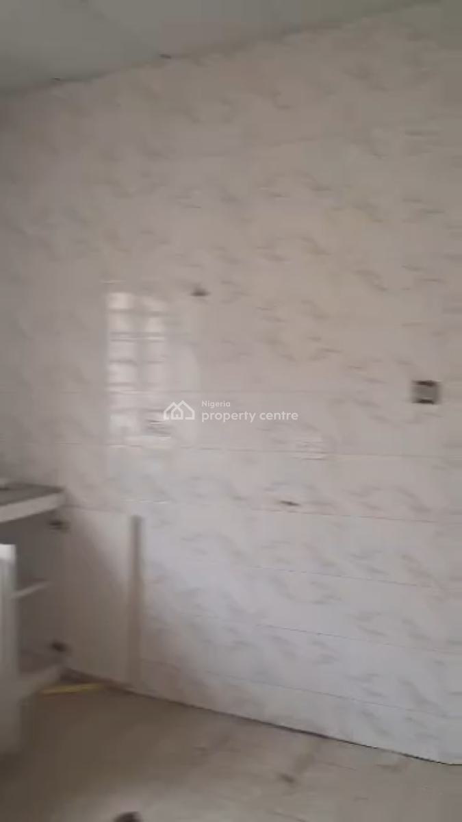 Well Maintained 3bedroom Flat, Ologunfe, Awoyaya, Ibeju Lekki, Lagos, Flat / Apartment for Rent