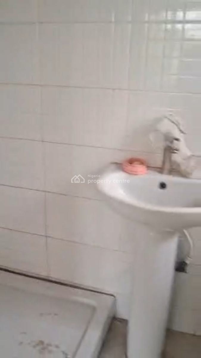 Well Maintained 3bedroom Flat, Ologunfe, Awoyaya, Ibeju Lekki, Lagos, Flat / Apartment for Rent