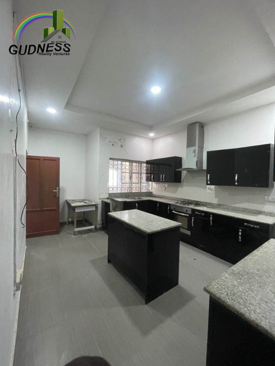 Very Spacious 4 Bedroom Terrace with a Room Bq, New Road, Lekki, Lagos, Flat / Apartment for Rent