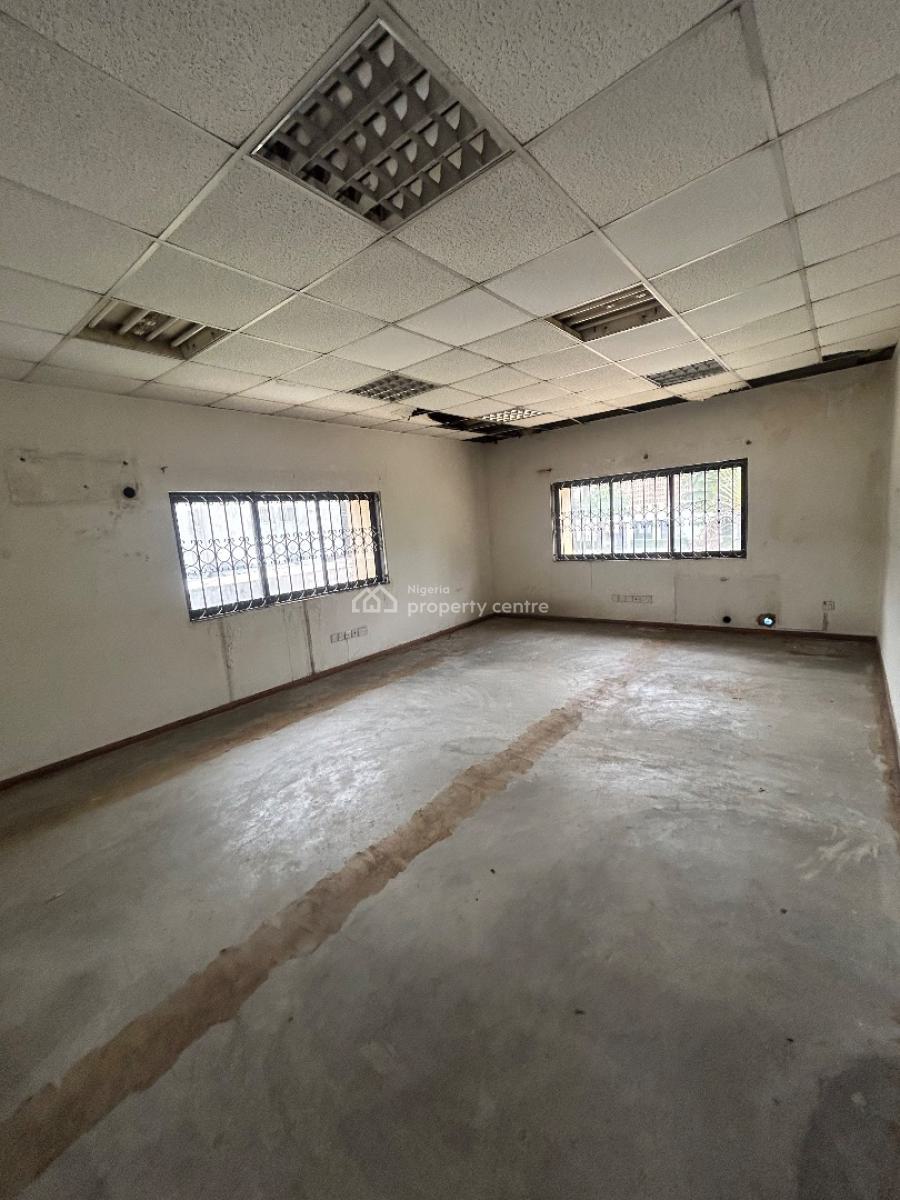 a Commercial Property of Over 8 Bedroom Detached Duplex Wit Massive Bq, Victoria Island (vi), Lagos, Detached Duplex for Rent