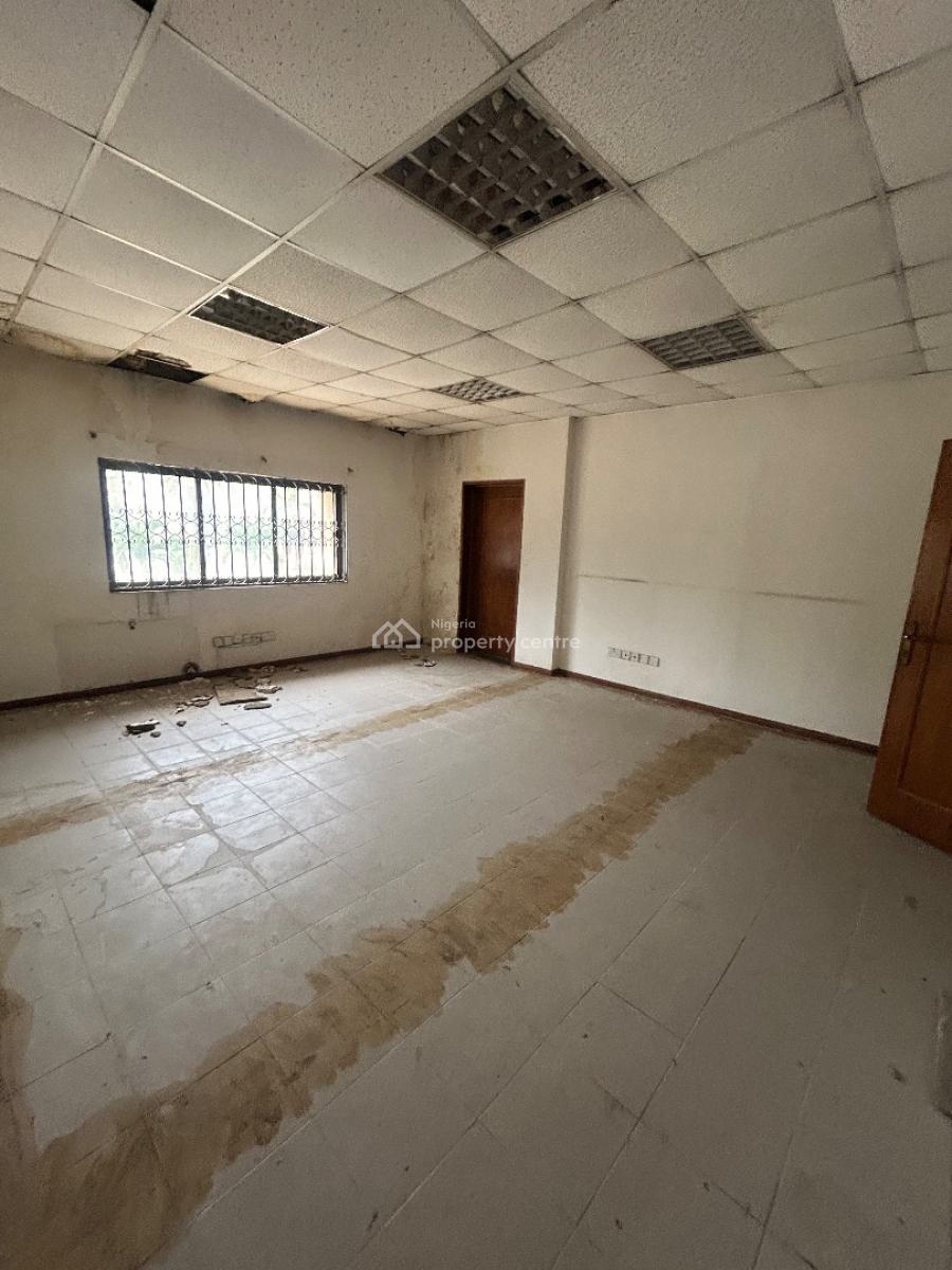 a Commercial Property of Over 8 Bedroom Detached Duplex Wit Massive Bq, Victoria Island (vi), Lagos, Detached Duplex for Rent