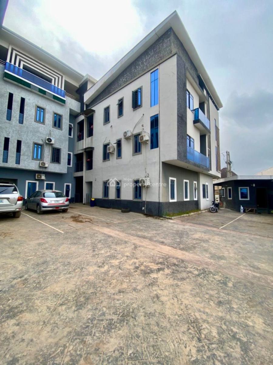 Newly Modern Built with Pool and Other Attractions, Lekki Scheme 2, Ajah, Lagos, Flat / Apartment for Rent