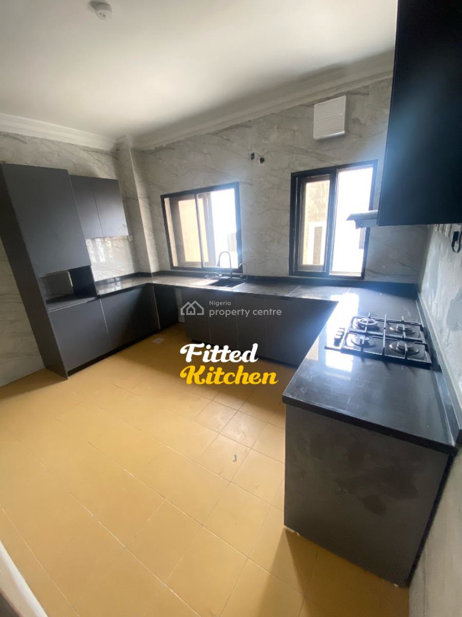 Spacious 3bedroom with Bq, Pool, Elevator Etc, Lekki Phase 1, Lekki, Lagos, Flat / Apartment for Rent