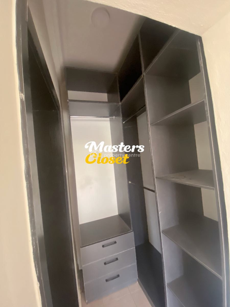 Spacious 3bedroom with Bq, Pool, Elevator Etc, Lekki Phase 1, Lekki, Lagos, Flat / Apartment for Rent