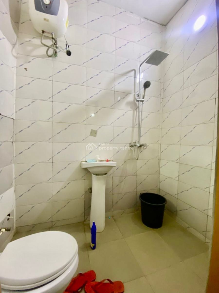 Well Located, Lekki Scheme 2, Ajah, Lagos, Flat / Apartment for Rent