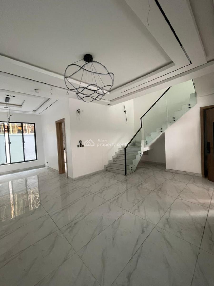 4bedroom Terrace with Pool & Gym, Lekki Phase 1, Lekki, Lagos, Terraced Duplex for Sale