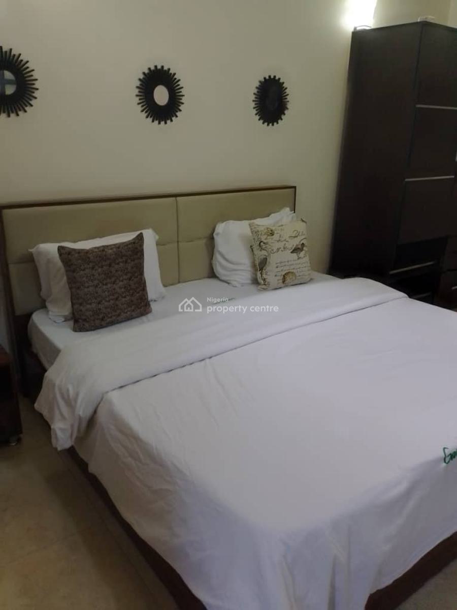 Premium 1 Bedroom, Bourdillon, Ikoyi, Lagos, Mini Flat (room and Parlour) for Rent