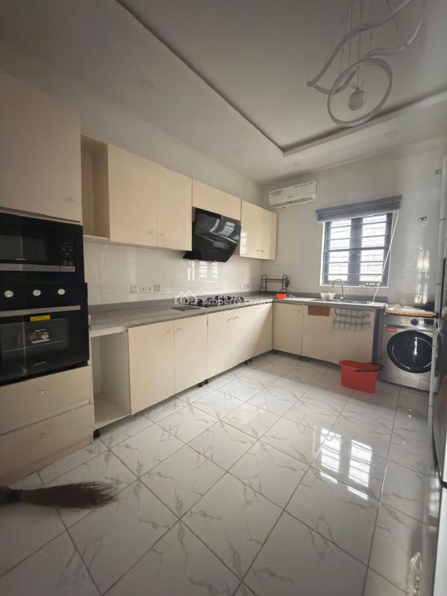 Top Floor Fully Furnished 2 Bedroom Apartment, Vgc, Vgc, Lekki, Lagos, Flat / Apartment for Rent